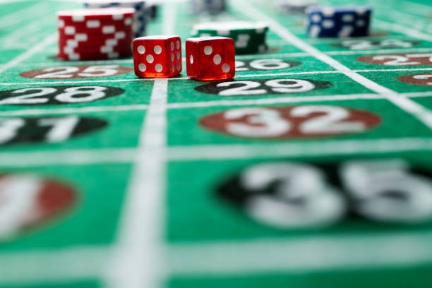 Antarmuka aplikasi bosjokologin menampilkan meja dealer langsung dan menu sportsbook